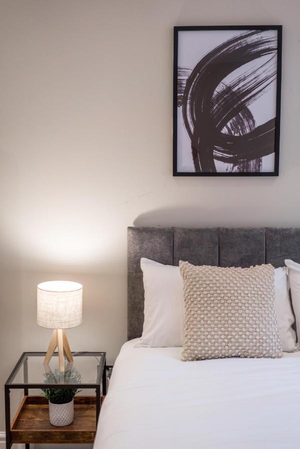 Westfield Apartment 2 Bedroom Near Notting Hill London Exterior foto